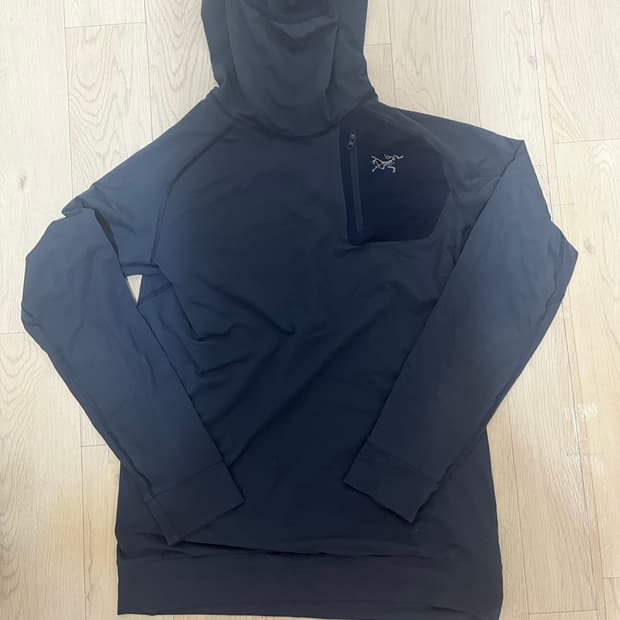 아크테릭스 후디