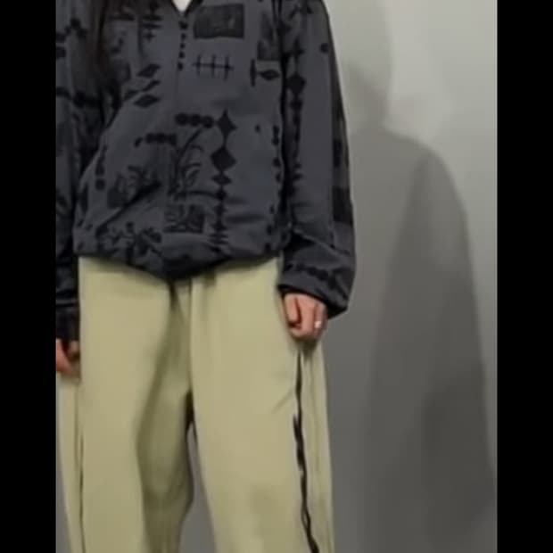 미스치프 미노이 착용 스웻팬츠