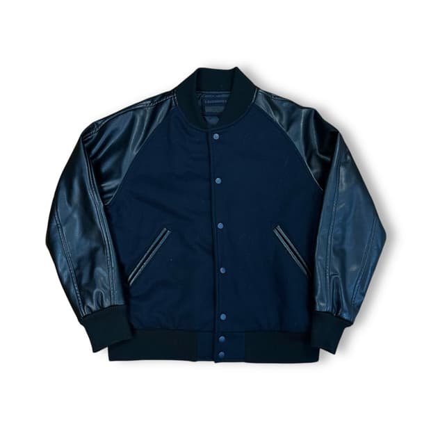 유니클로 바시티