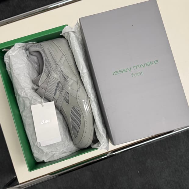 이세이미야케 x 아식스
