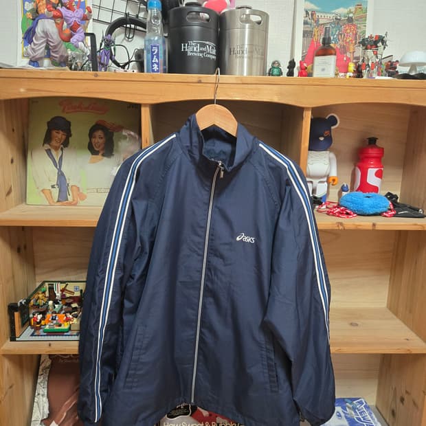 아식스 바람막이 105 