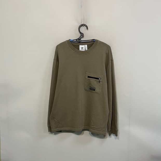 아디다스 포켓 맨투맨  L