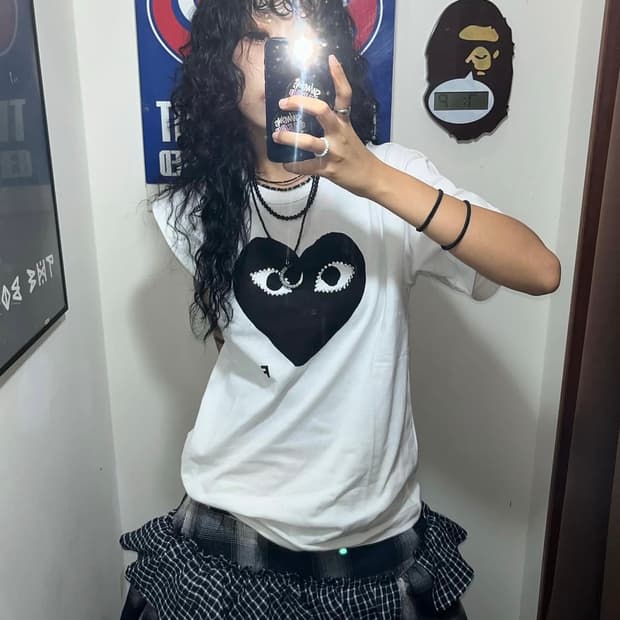 새상품) 꼼데가르송 큐빅 반팔 티셔츠