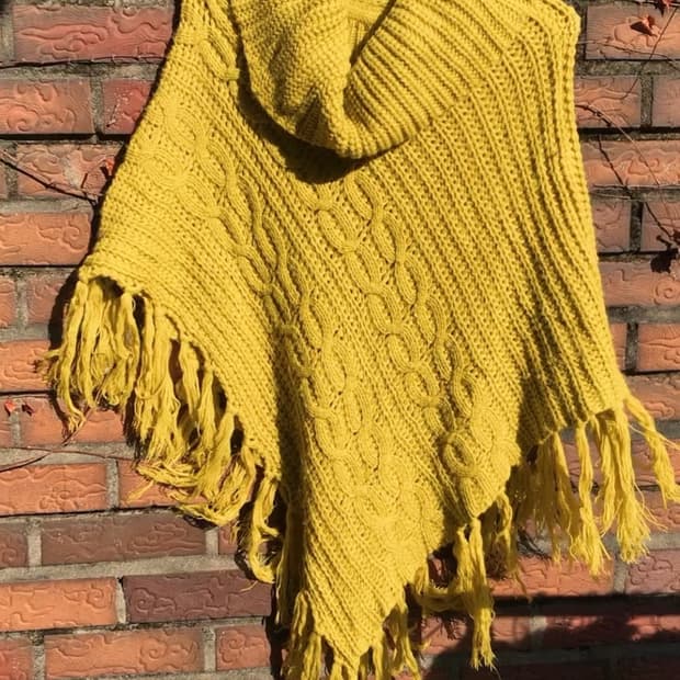 vintage tassel turtle neck cape