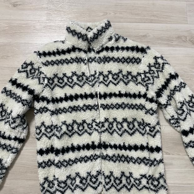 탑텐 플러피플리스 집업 M 노르딕패턴 후리스