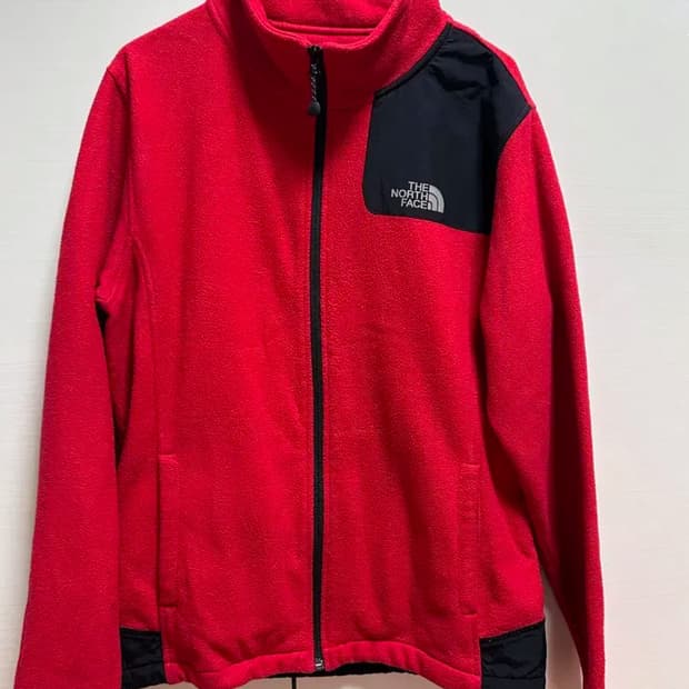 노스페이스 빨간색 플리스 남성 95 사이즈