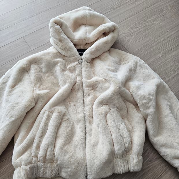 오디네리홀리데이 퍼 후드 자켓