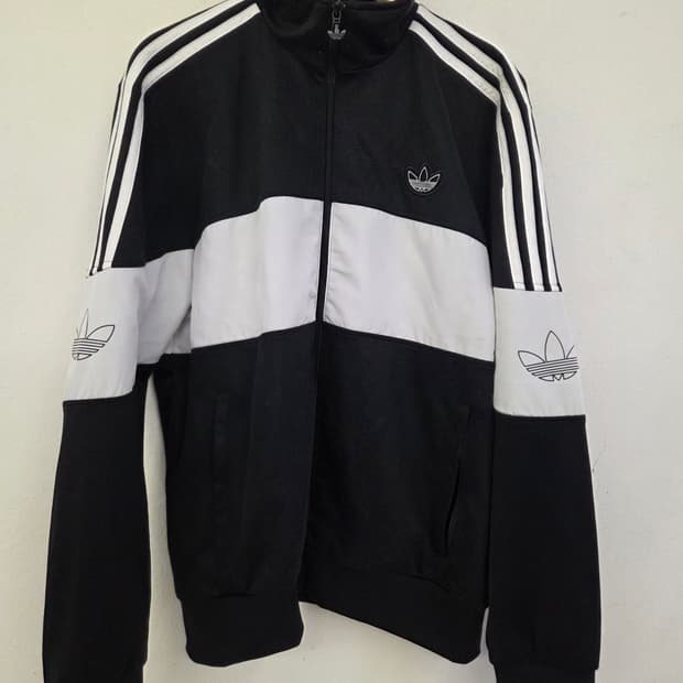 아디다스 삼선 배색 트랙탑 M