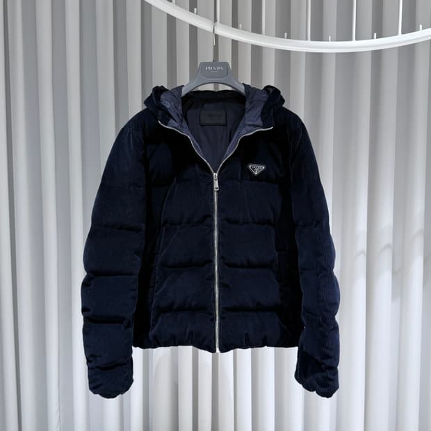 48 / 프라다 코듀로이 네이비 후드 숏패딩