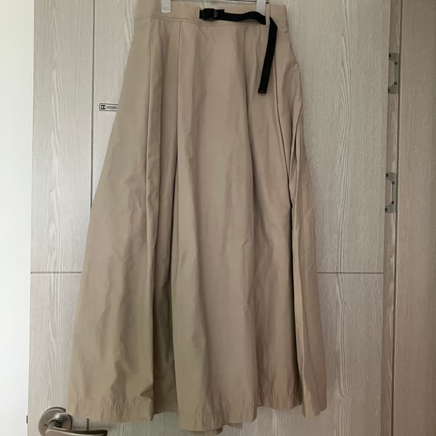 그라미치 x 니코앤드 스커트