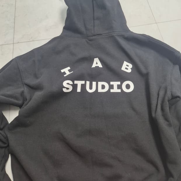 아이앱 스튜디오 블랙 후드L판매합니다