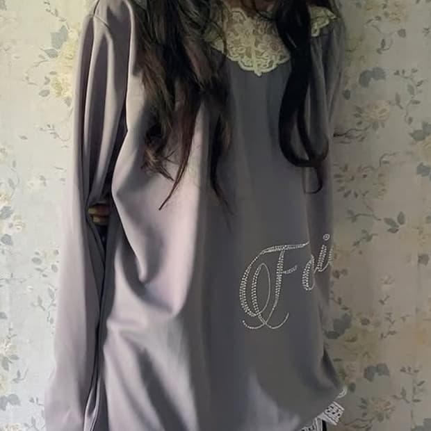 샵페어리 레이스 V넥 셔링탑 다크 그레이