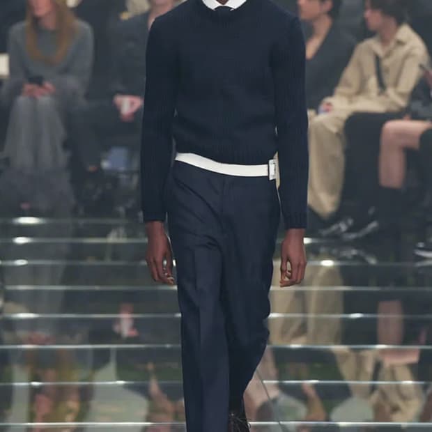 [52] 24fw 프라다 런웨이 네이비 니트