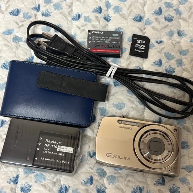 (아일릿 모카님🫰🏻) 카시오 엑슬림 z2300 디카