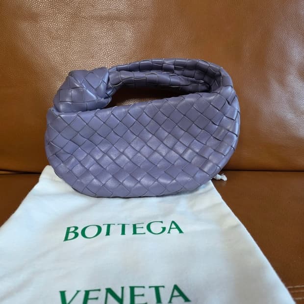 정품 보테가베네타 조디백 죠디백 라일락색상