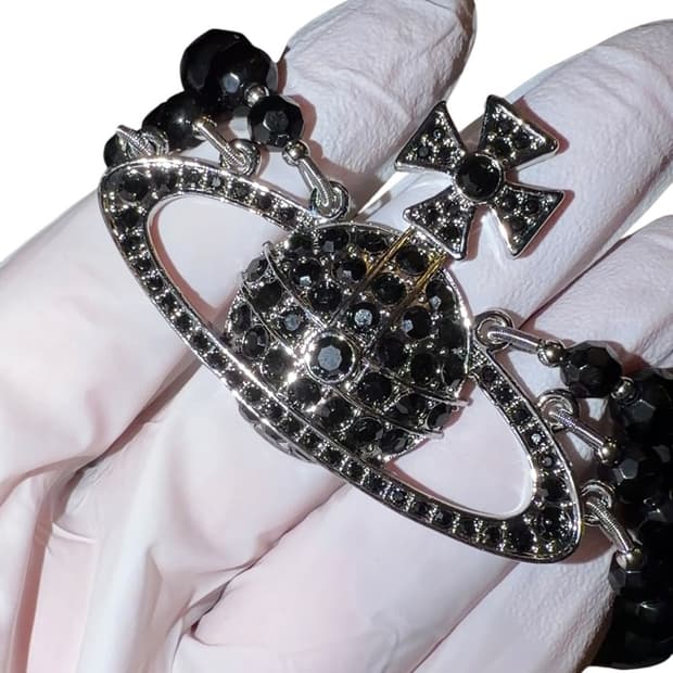 VIVIENNEWESTWOOD BLACK THREE ROW CHOKER