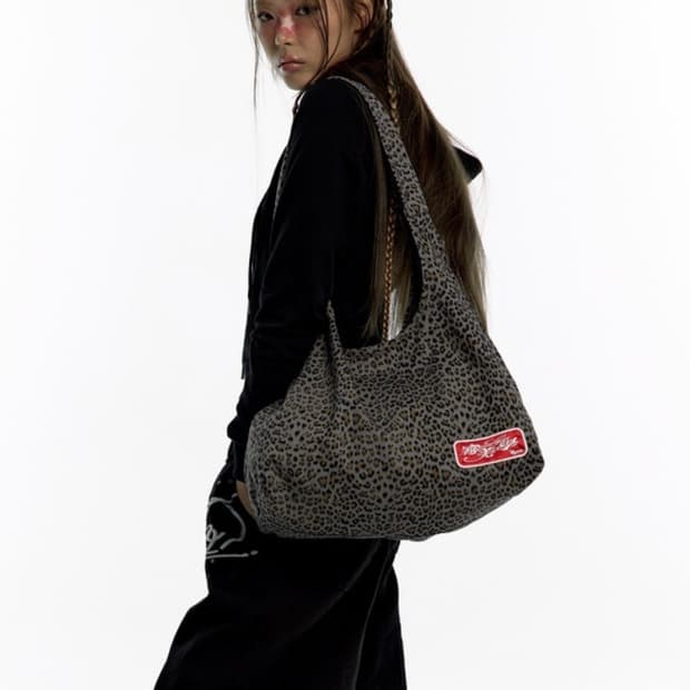 카시코 레오파트 프린트 숄더백 블루그레이