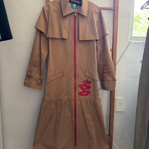 시눈 플레어 집업 트렌치 코트