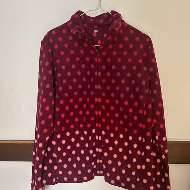 유니클로 땡땡이 후리스 