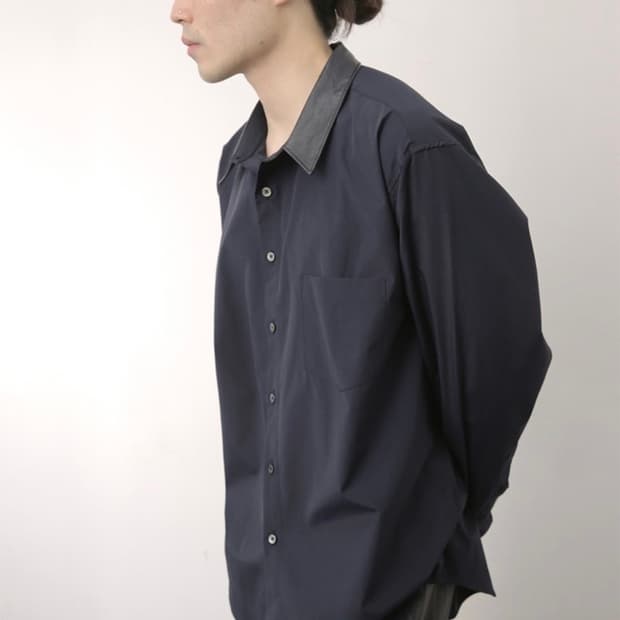 해칭룸 Classic shirt leather navy 3