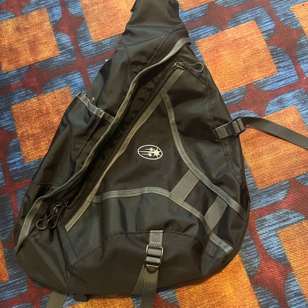 나이스고스트클럽 슬링백 Niceghostclub sling bag