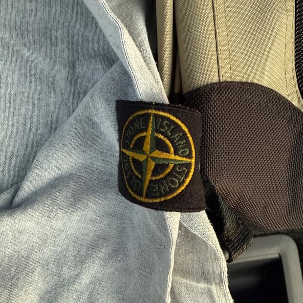 정품 스톤아일랜드 니트 L