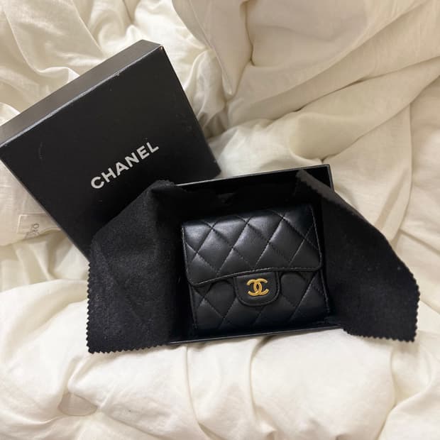 샤넬 램스킨 반지갑