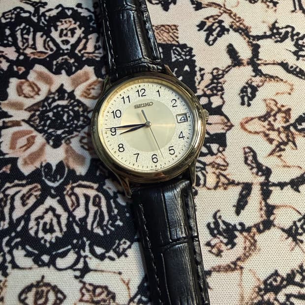 SEIKO 빈티지 쿼츠 시계