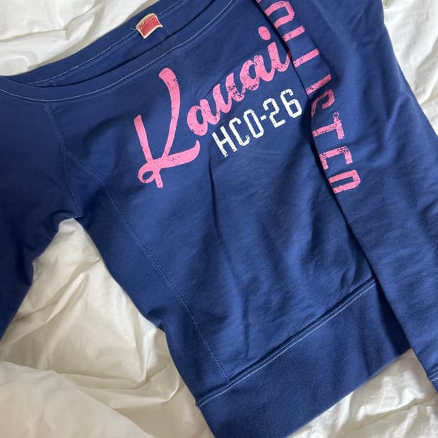 홀리스터 롱슬리브 새상품