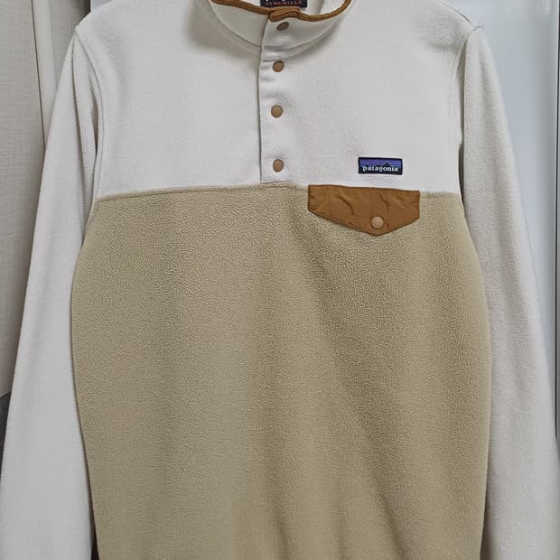 🇳🇮 파타고니아 우먼스 신칠라 스냅티 -  오트밀/ 브라운
