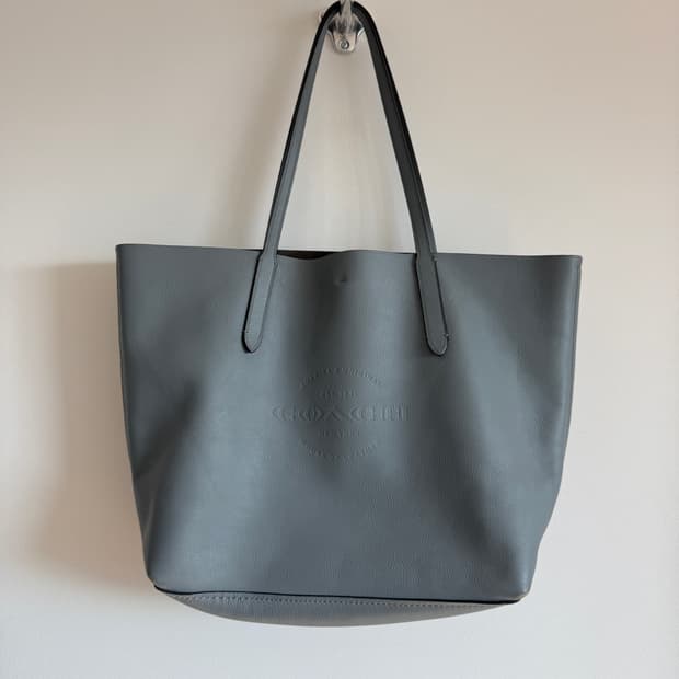 코치(COACH) 레더 숄더백