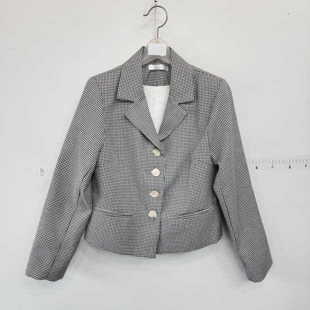 by buk 하운드투스 체크 여성 자켓