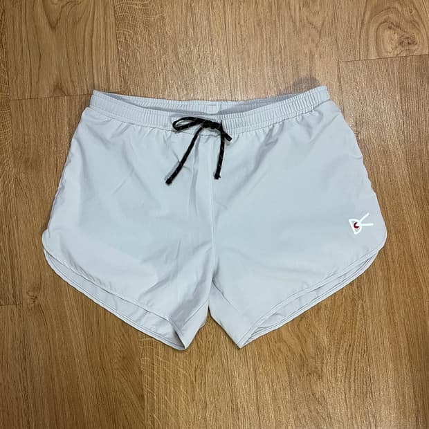 디스트릭트비전 5인치 트레이닝 러닝 쇼츠 반바지 M