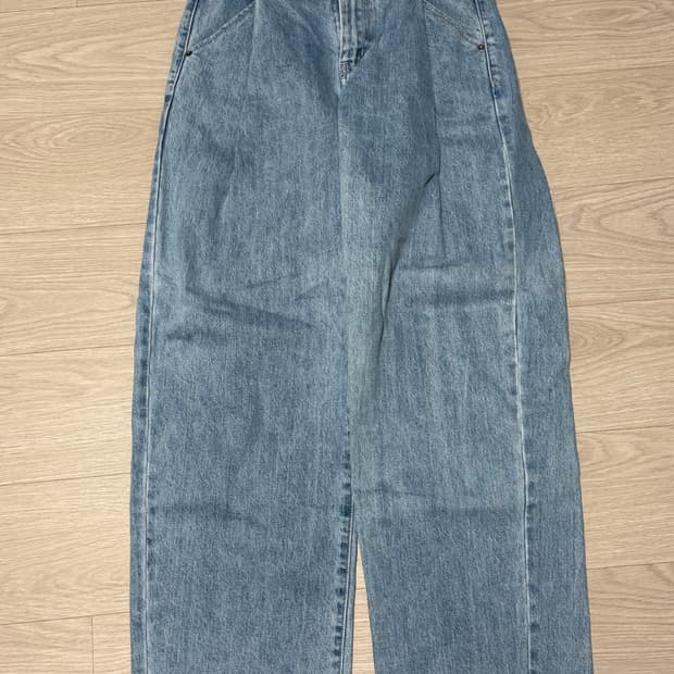 [28] 비슬로우 콘밀 데님 라이트워시드