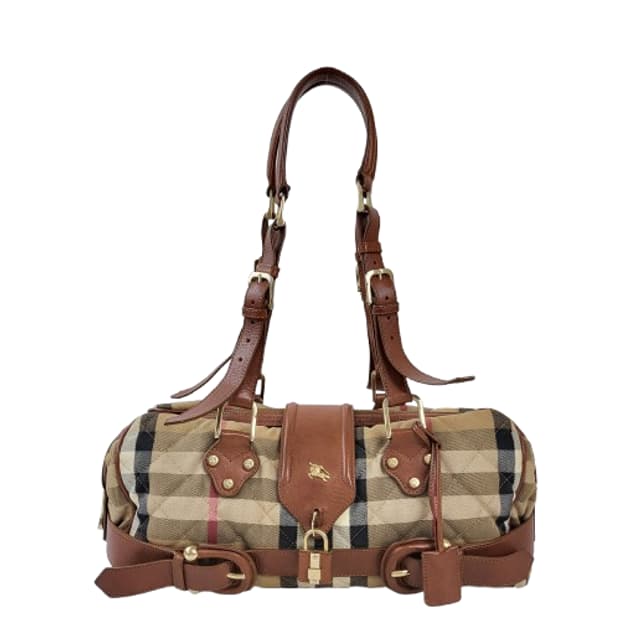 정품 버버리 하우스체크 퀼팅 가죽 버클 사첼백