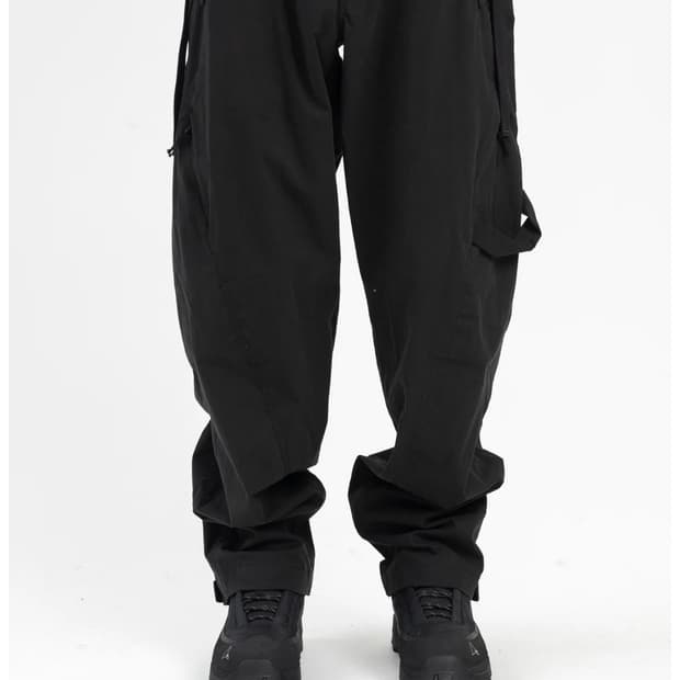 혜인서 24fw black vented trouser