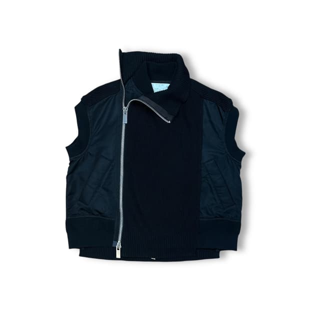 사카이 블랙 패널 베스트