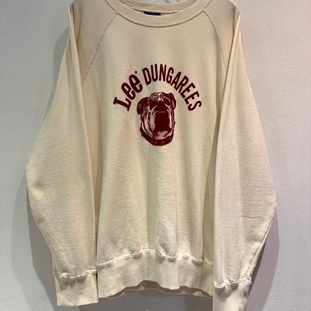 Lee DUNGAREES 크림 스웻셔츠