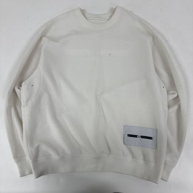 솔리드옴므 리버시블 맨투맨