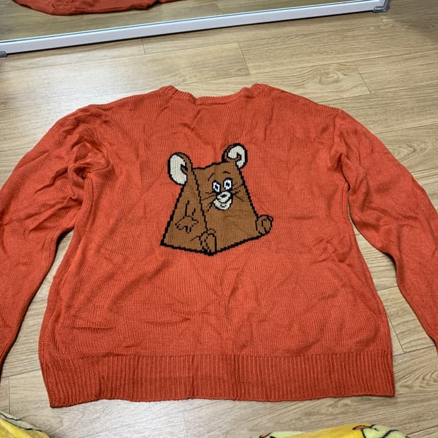 M) 톰과제리 치즈먹은제리 니트