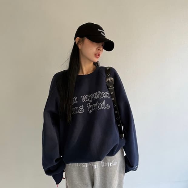 더미스테리어스호텔 와이드 맨투맨