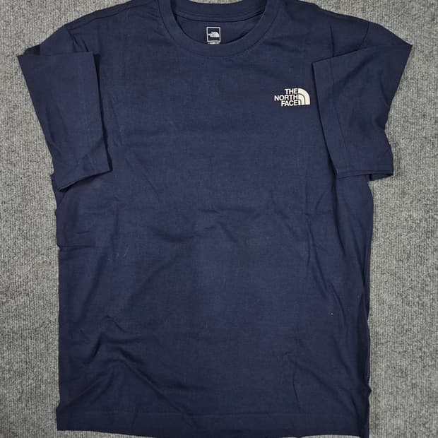 노스페이스 네버스탑익스플로어링 반팔 라운드티(급처)