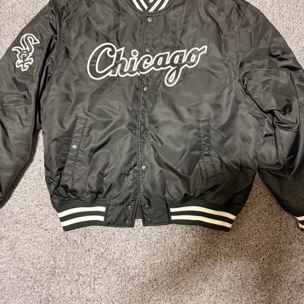 뉴에라 야구 점퍼