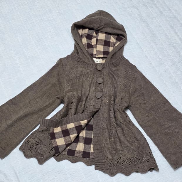 모리걸 라떼 브라운 체크니트 가디건