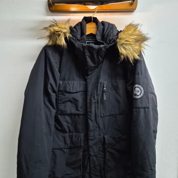 L/100 노스페이스 맥머도 패딩 팝니다