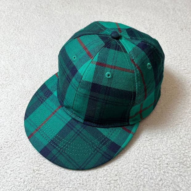 유나이티드에로우즈 로캐론 울 캡 Q1293