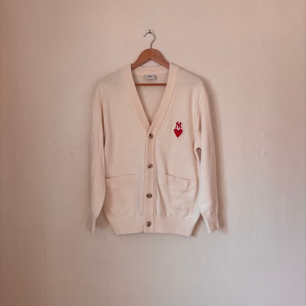 MLB 니트 가디건 뉴욕 NY 하트 자수 아이보리 양키스 