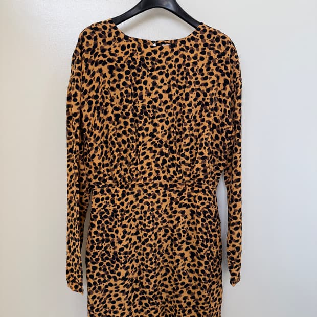 앤아더스토리즈 레오파드 미니 원피스(정품)