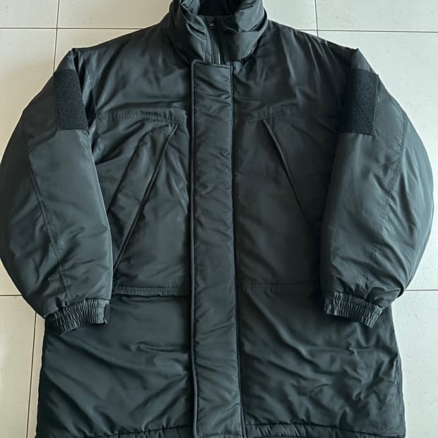 프릭스 스토어 몬스터파카 L