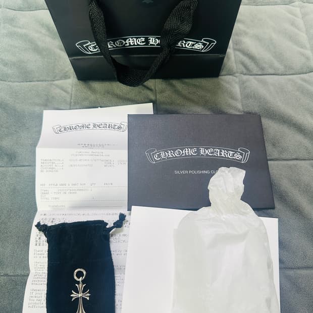 [새상품] 크롬하츠 실버 타이니 크로스 참